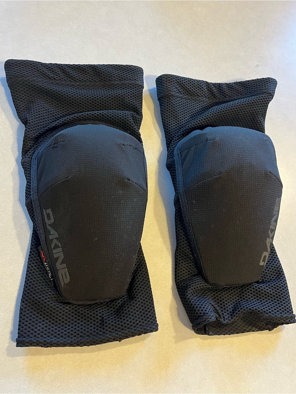 Dakine MTB Knee Guards, large